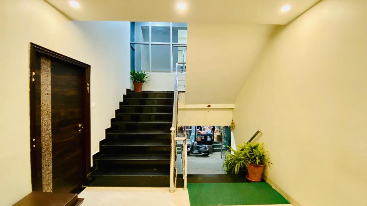 Hotel Pulse Inn Near Railway Station Jaipur Extérieur photo