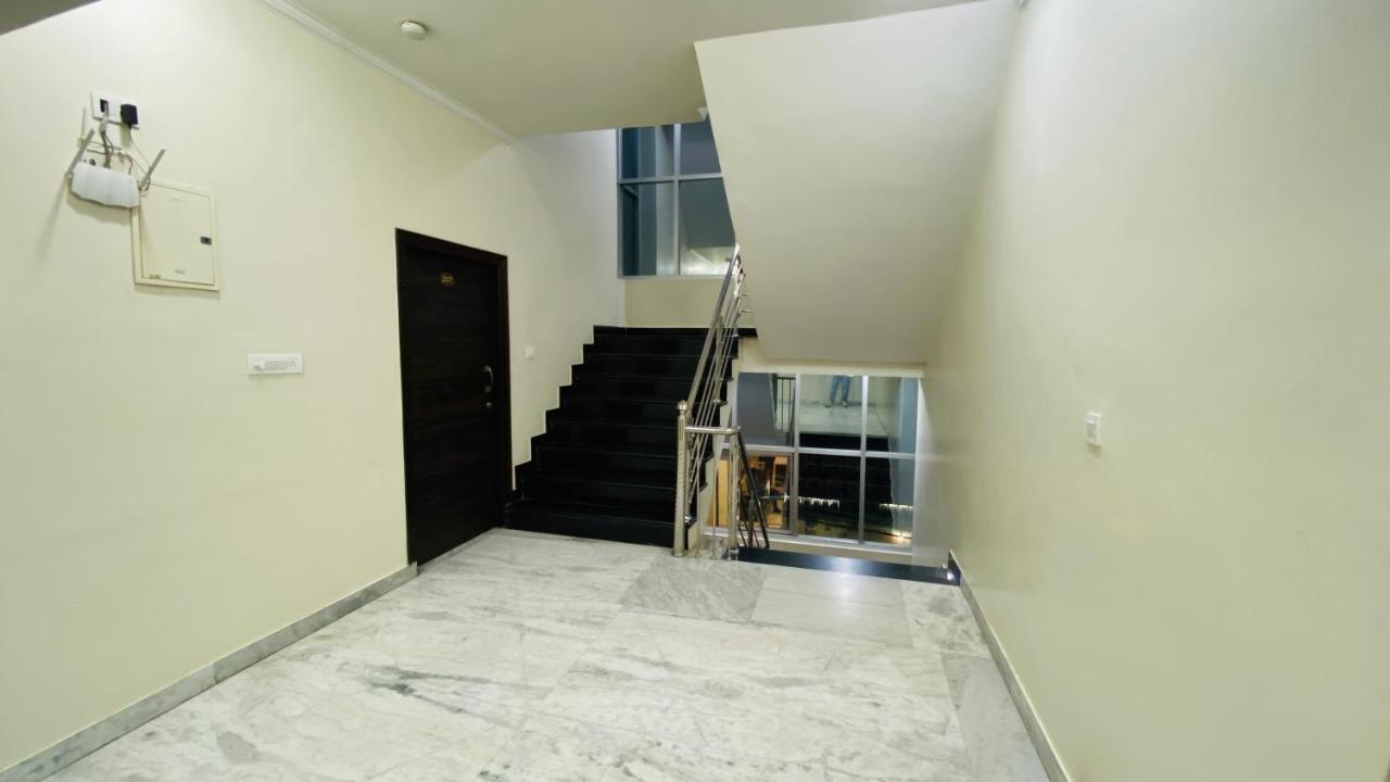Hotel Pulse Inn Near Railway Station Jaipur Extérieur photo