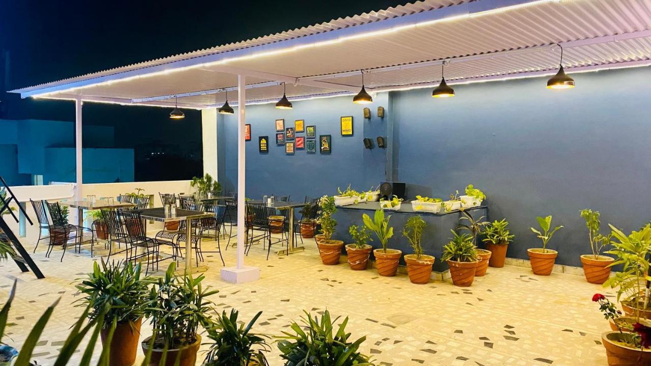 Hotel Pulse Inn Near Railway Station Jaipur Extérieur photo