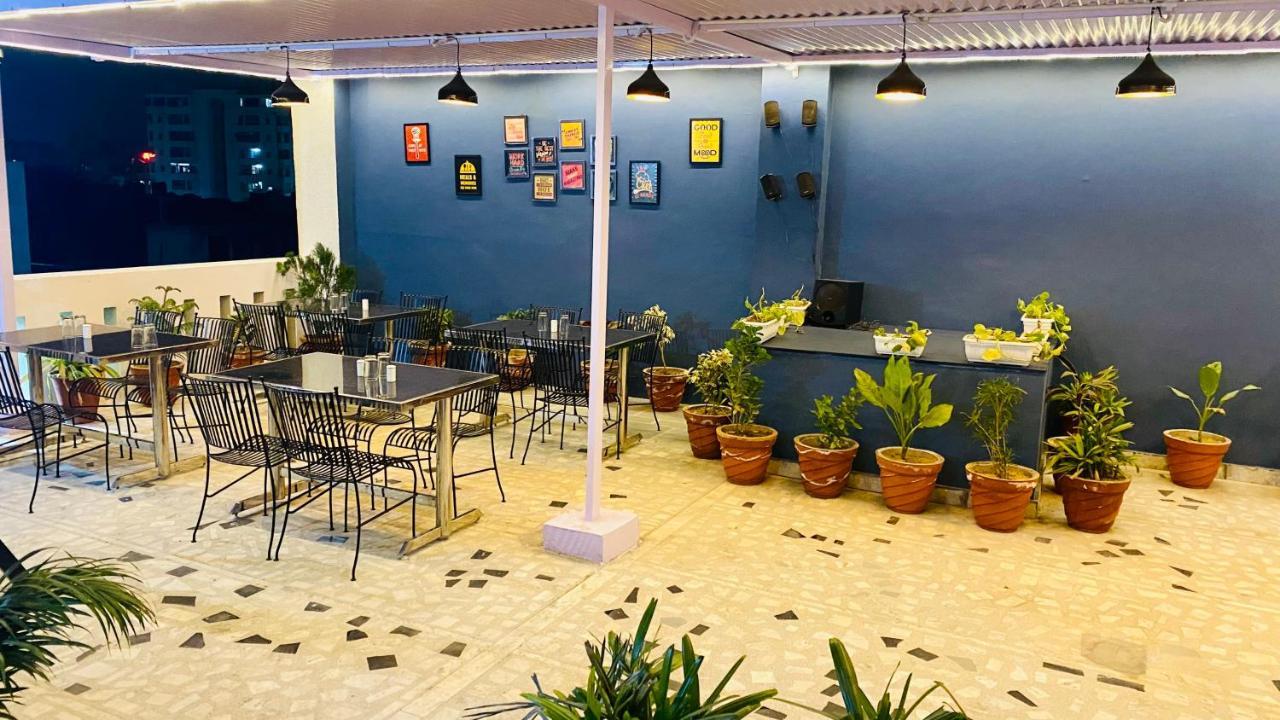 Hotel Pulse Inn Near Railway Station Jaipur Extérieur photo