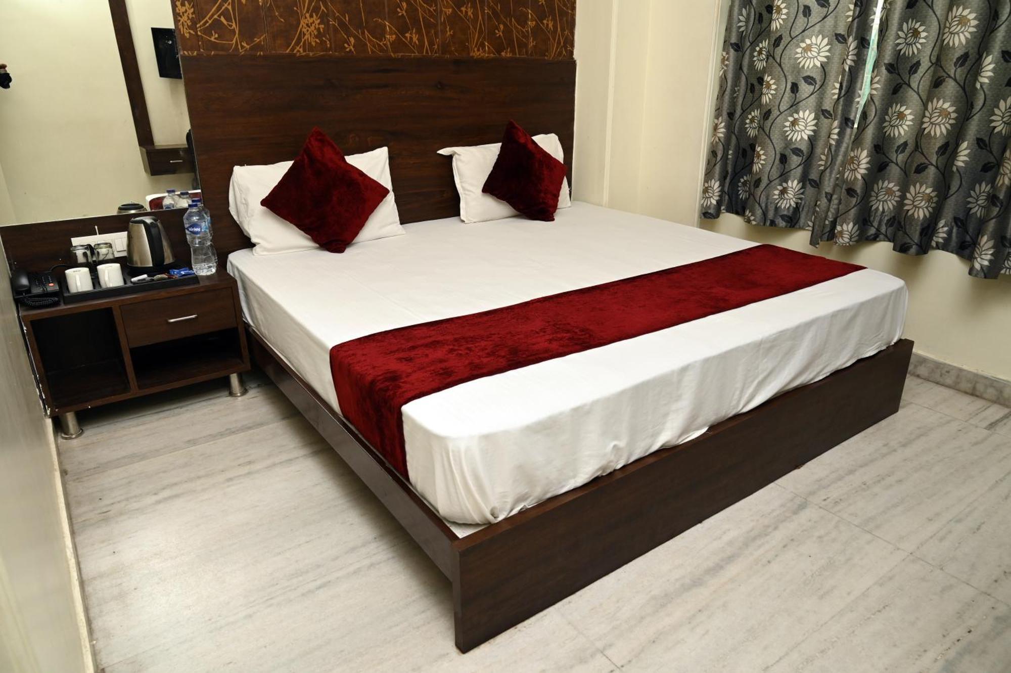 Hotel Pulse Inn Near Railway Station Jaipur Extérieur photo