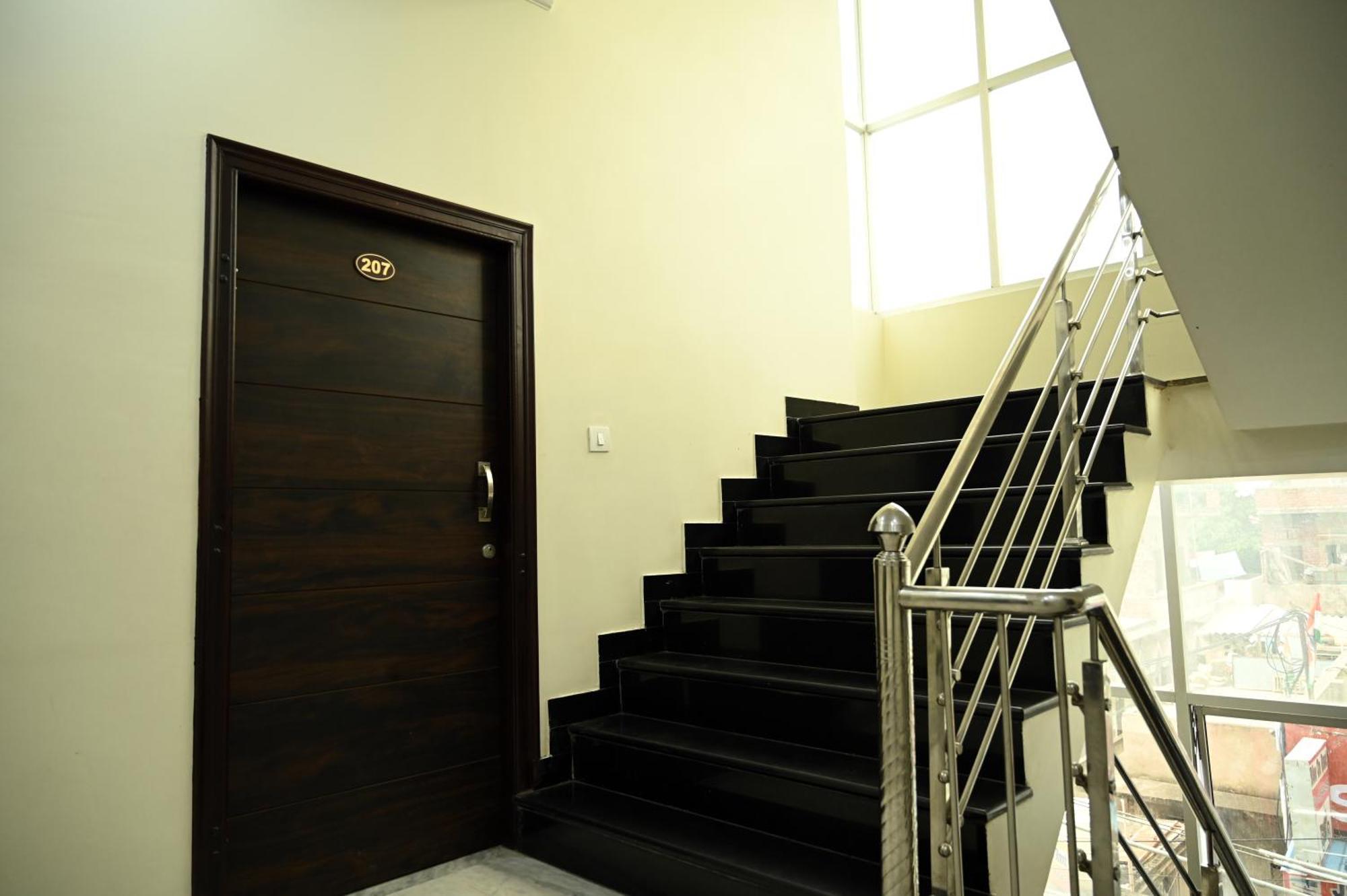 Hotel Pulse Inn Near Railway Station Jaipur Extérieur photo