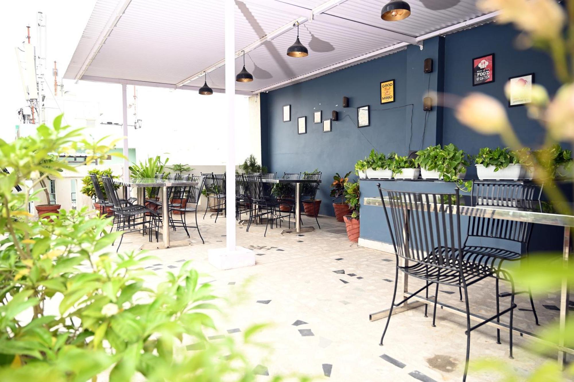 Hotel Pulse Inn Near Railway Station Jaipur Extérieur photo